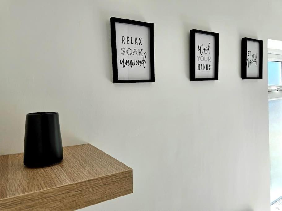 Villa Entire House, Waterloo, Free Street Parking Esterno foto