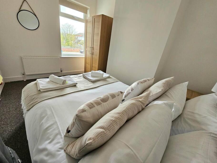 Villa Entire House, Waterloo, Free Street Parking Esterno foto