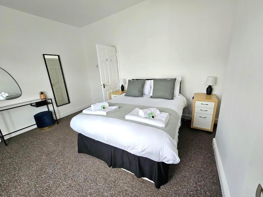 Villa Entire House, Waterloo, Free Street Parking Esterno foto